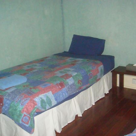 The Priory Hotel Dongara Esterno foto