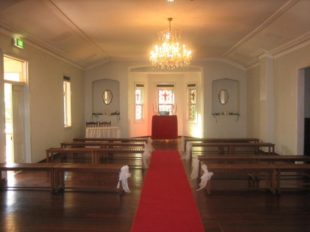 The Priory Hotel Dongara Esterno foto